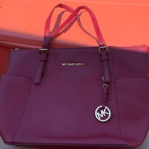 Michael kors wine color bag